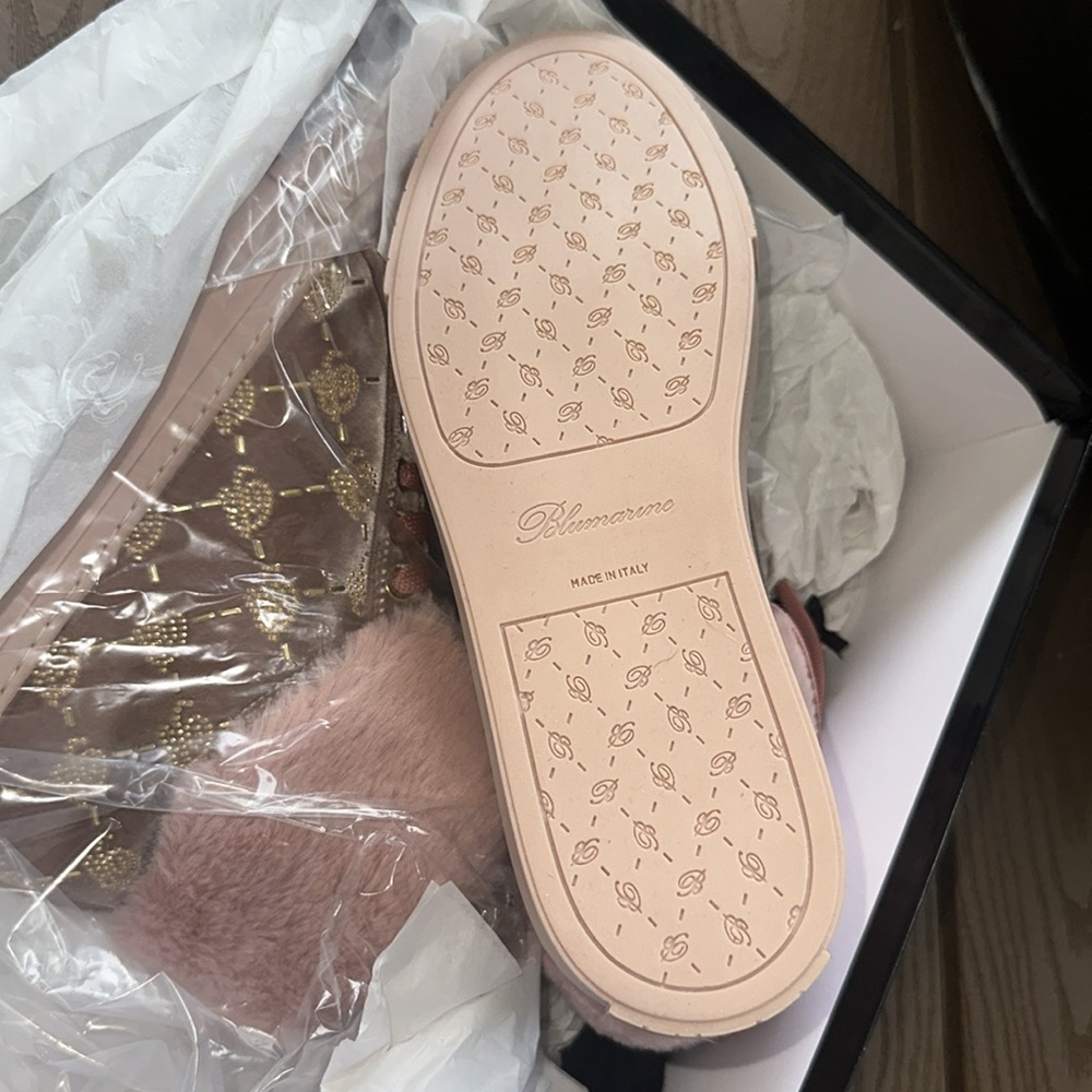 Brand new Blumarine shoes - Picture 3 of 6